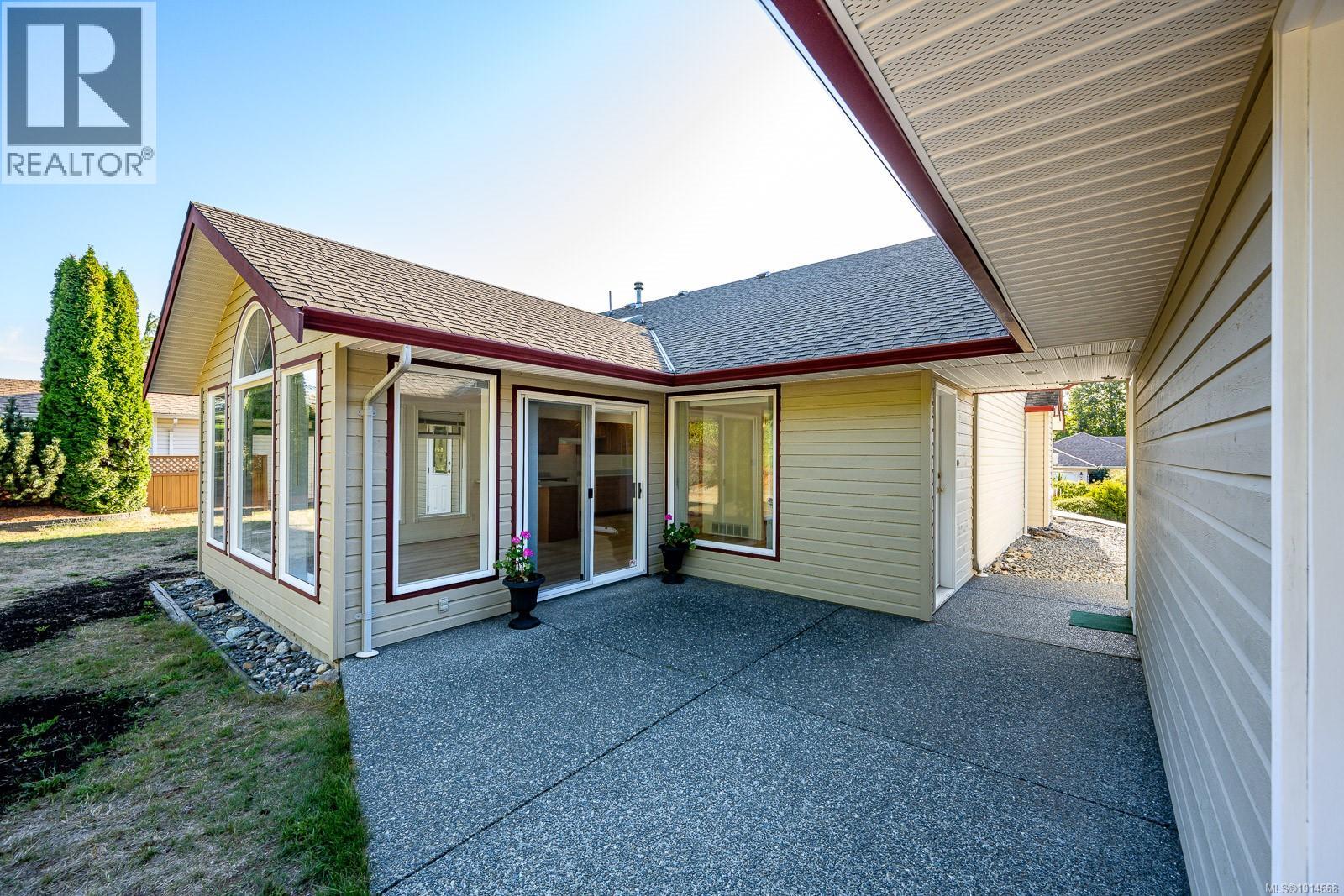 1582 Mallard Dr, Courtenay