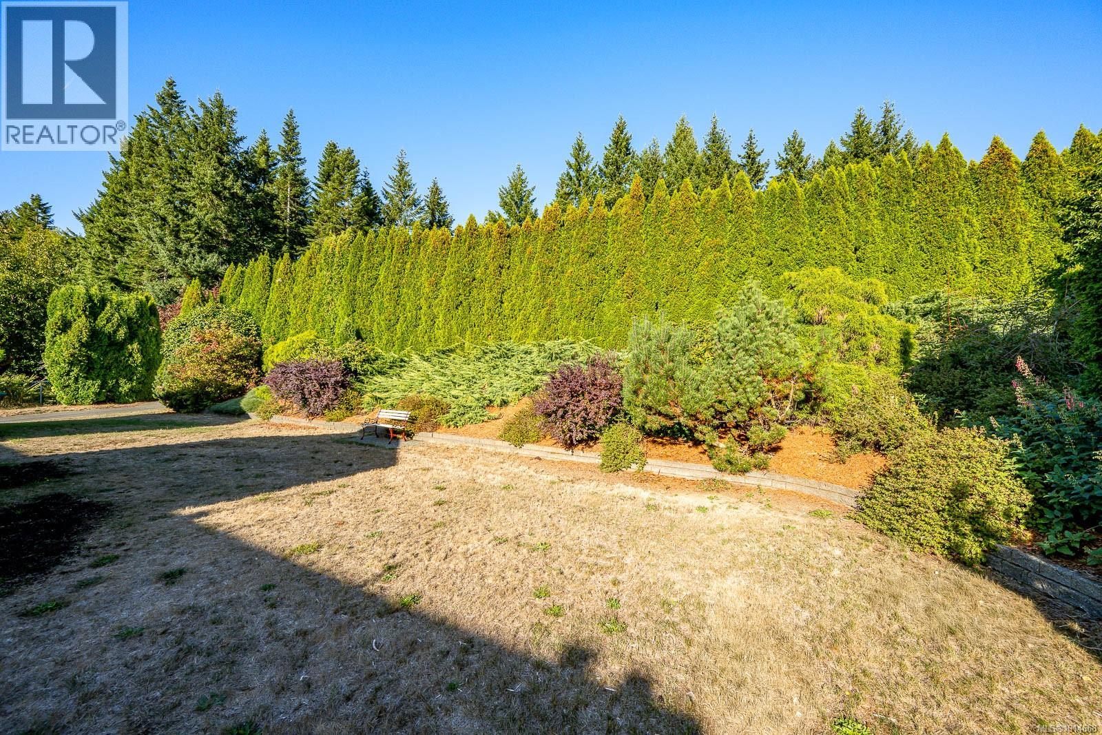 1582 Mallard Dr, Courtenay