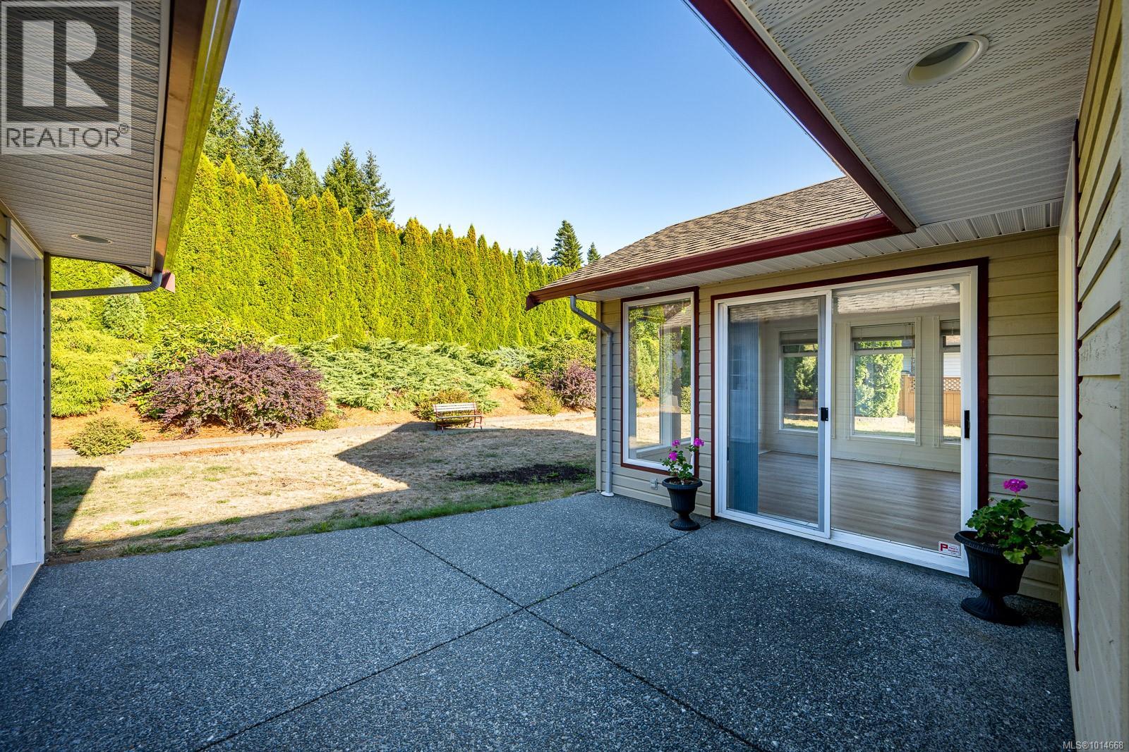 1582 Mallard Dr, Courtenay