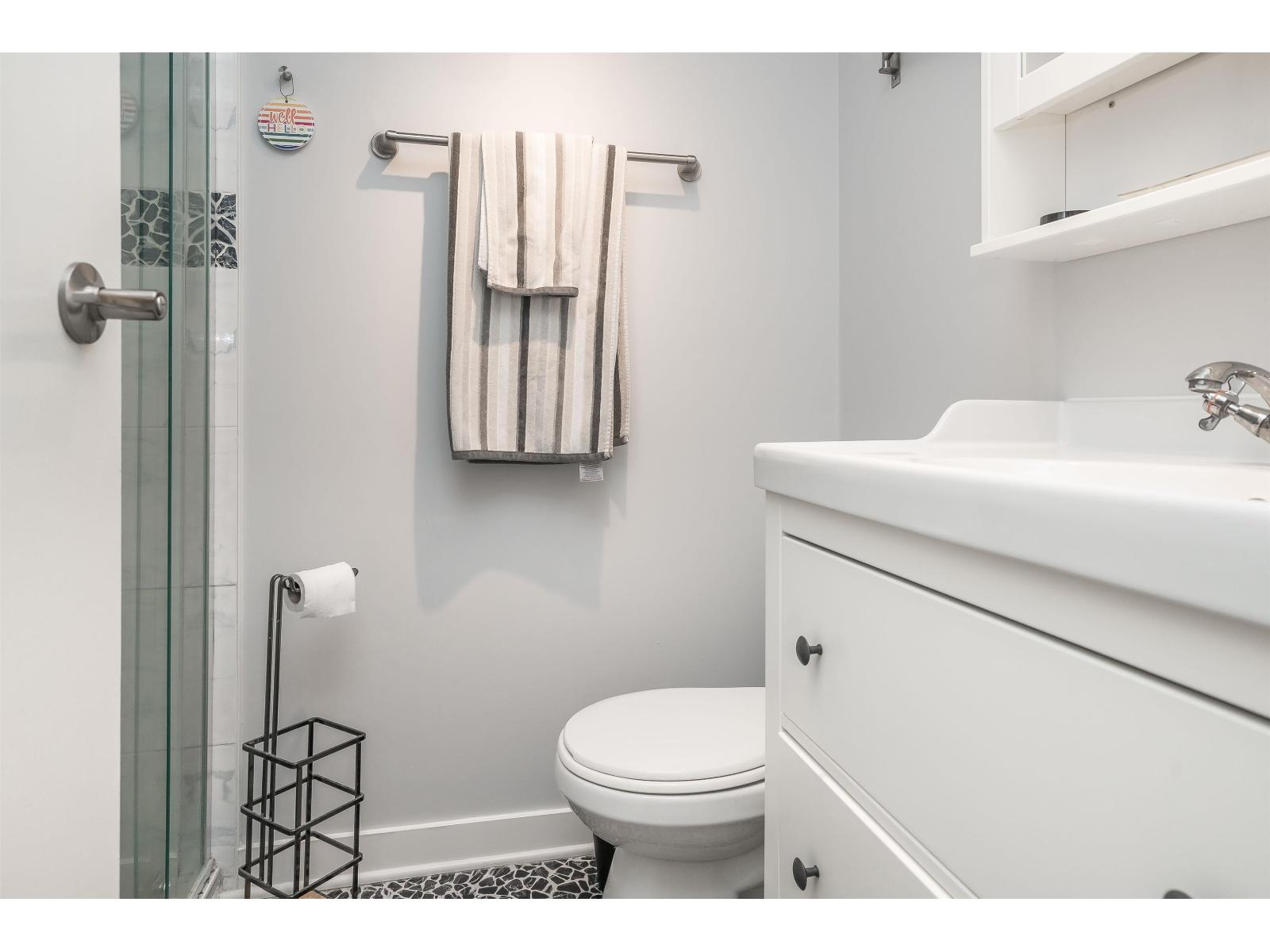 110 1355 WINTER STREET, White Rock
