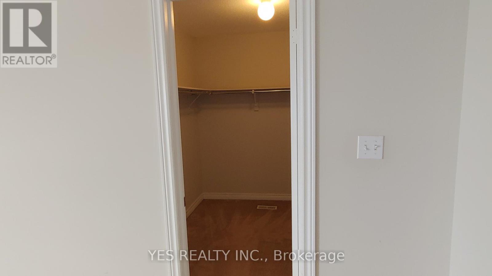 Single Family House for Sale in  NEW HAMPSHIRE COURT Brampton (Westgate) 