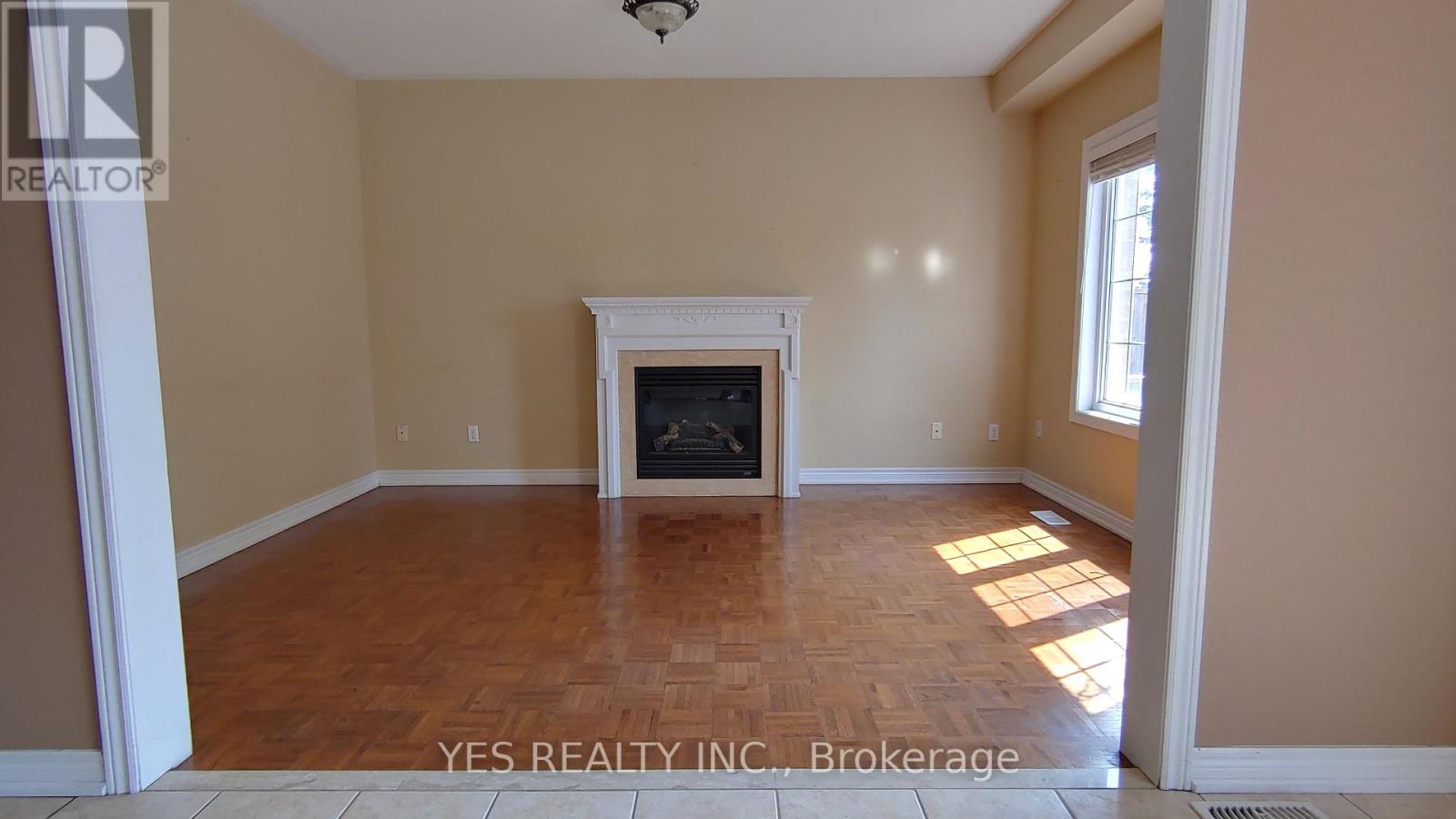 Single Family House for Sale in  NEW HAMPSHIRE COURT Brampton (Westgate) 