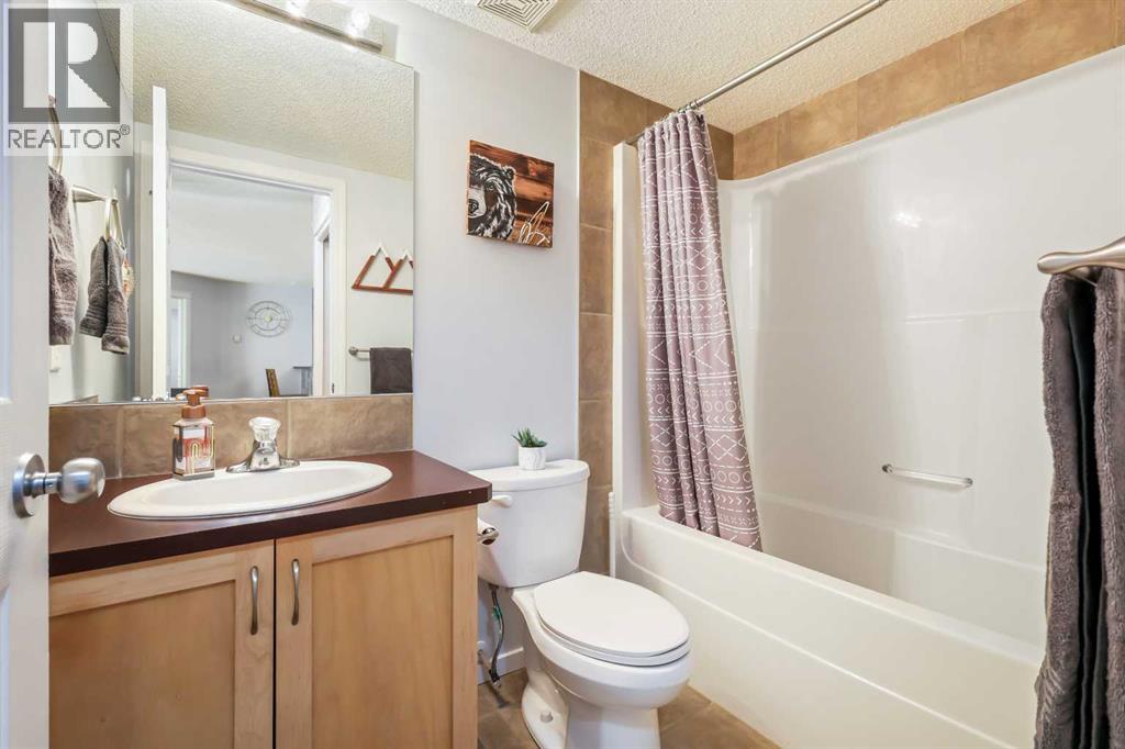 Single Family House for Sale in   Panamount Drive NW Panorama Hills Calgary 