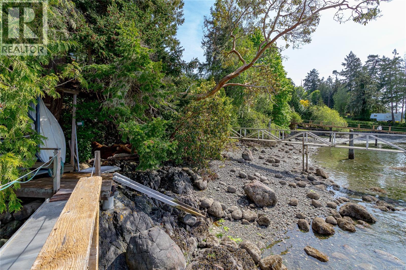 6510 Thornett Rd, Sooke