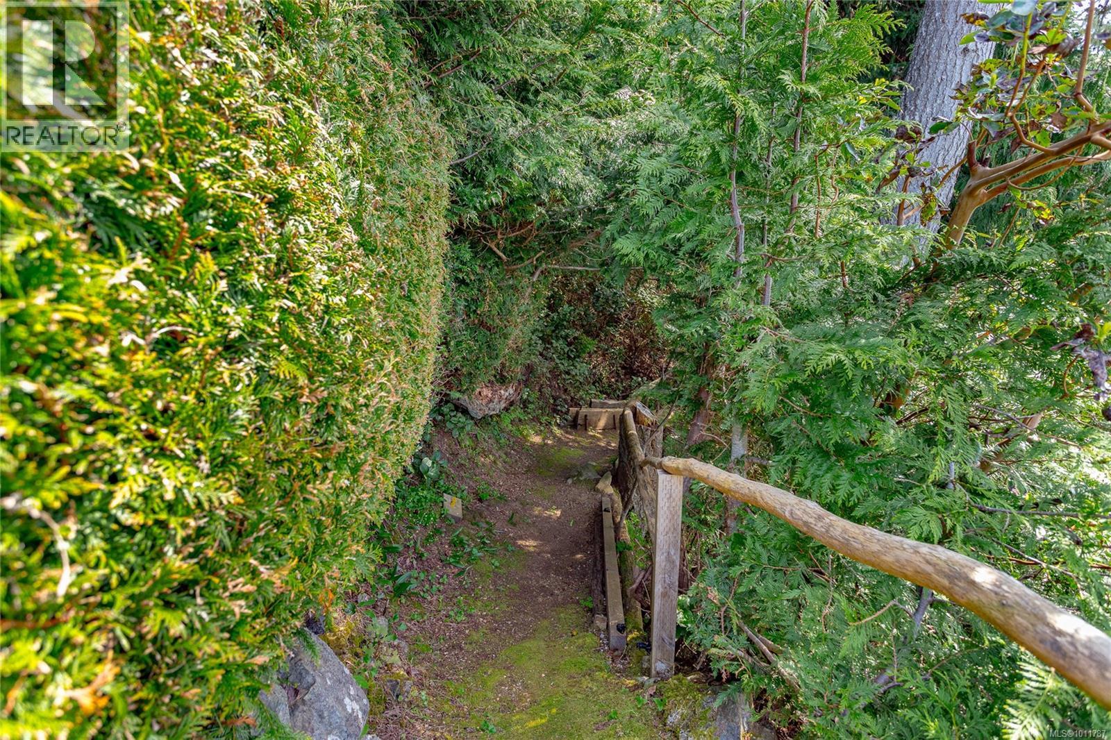 6510 Thornett Rd, Sooke