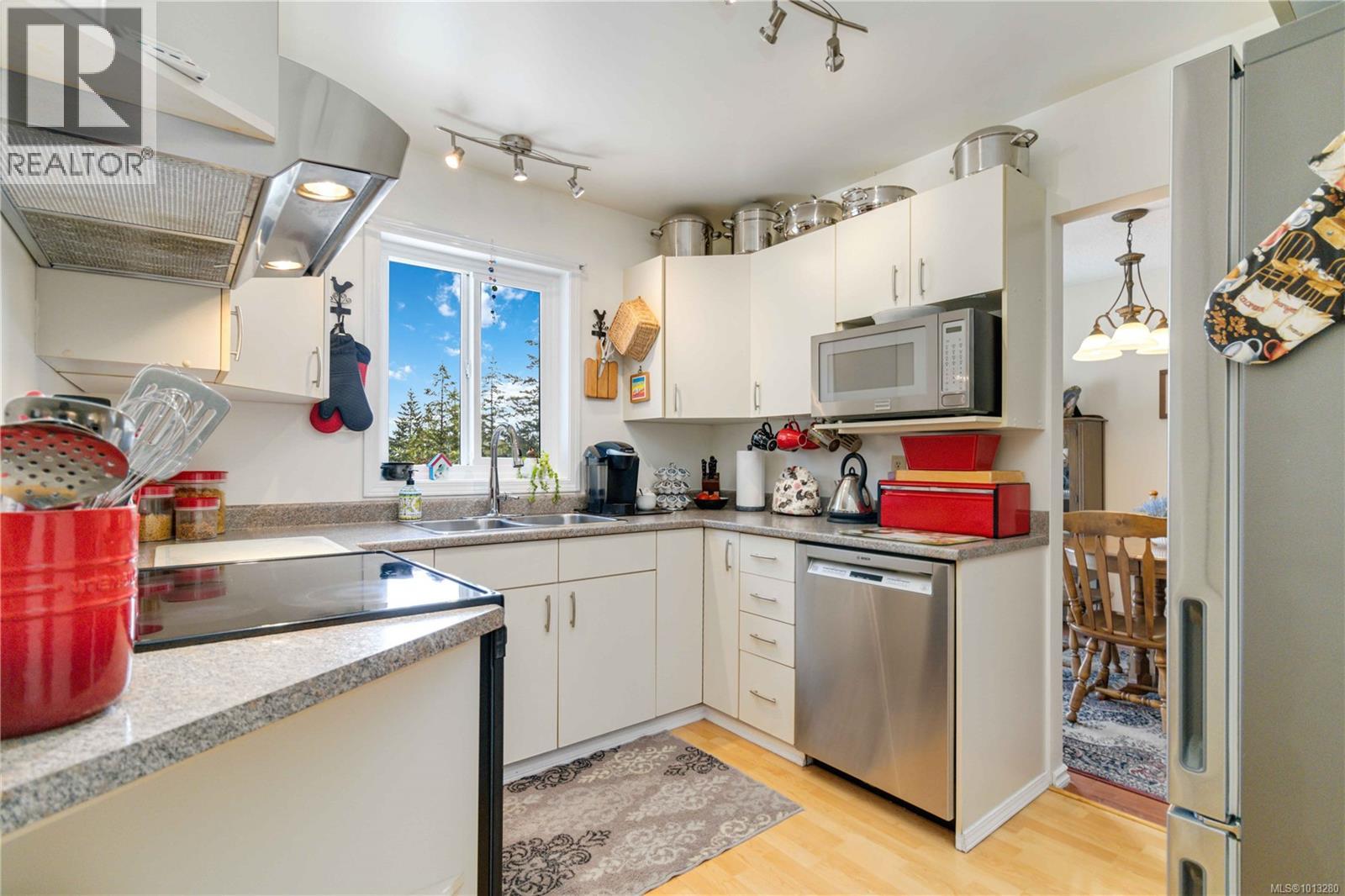  1385 Clun Place, Sooke