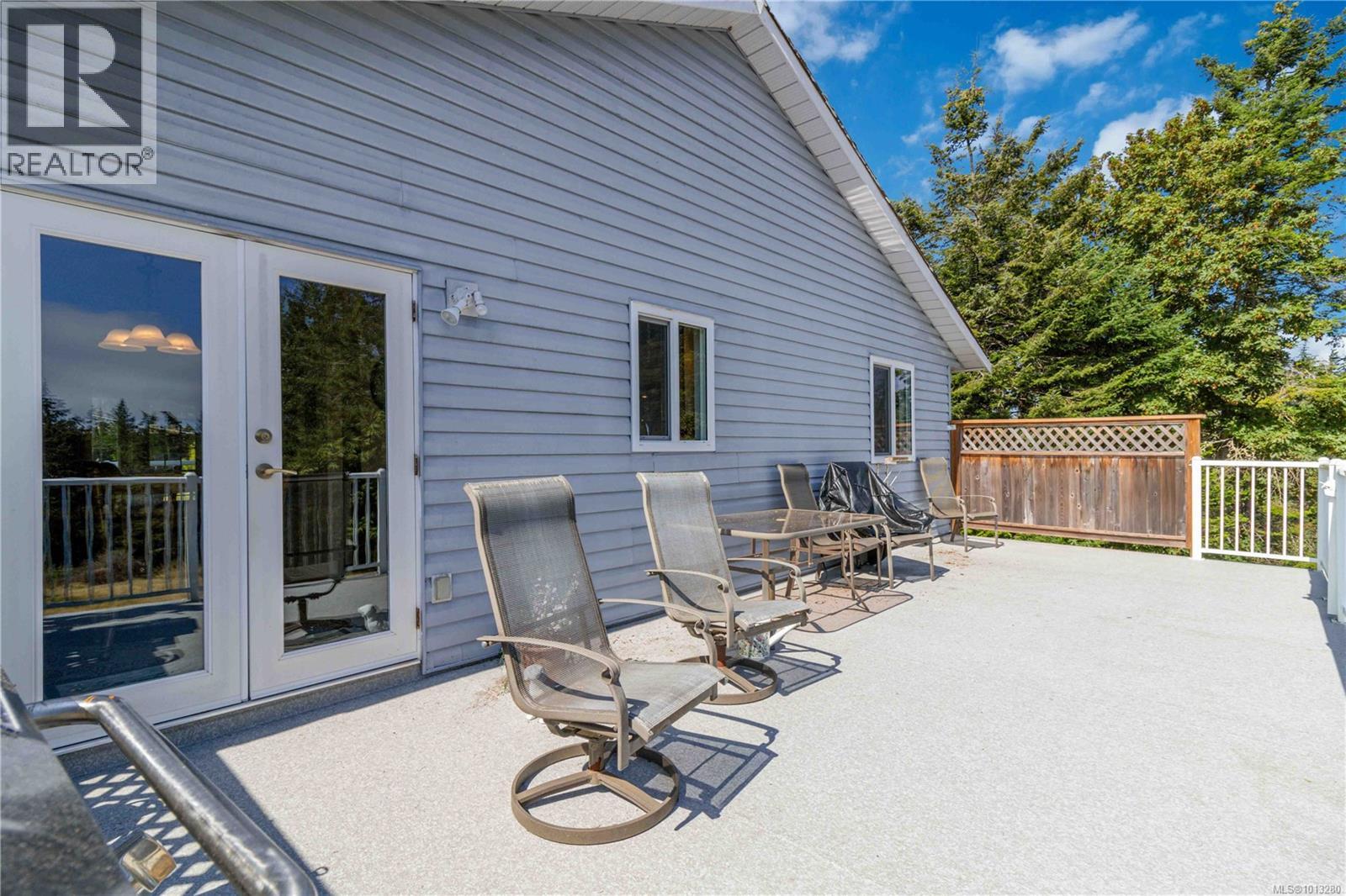  1385 Clun Place, Sooke