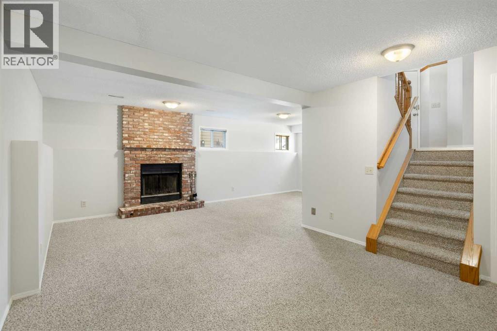 Single Family House Bi-level for Sale in  Millrise Close SW Millrise Calgary 