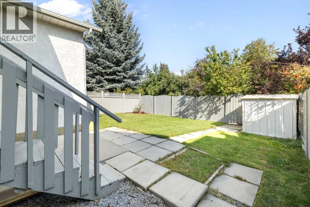 Single Family House Bi-level for Sale in  Millrise Close SW Millrise Calgary 