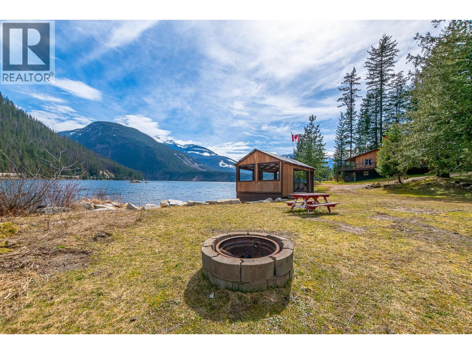 8323 Trans Canada Highway, Malakwa