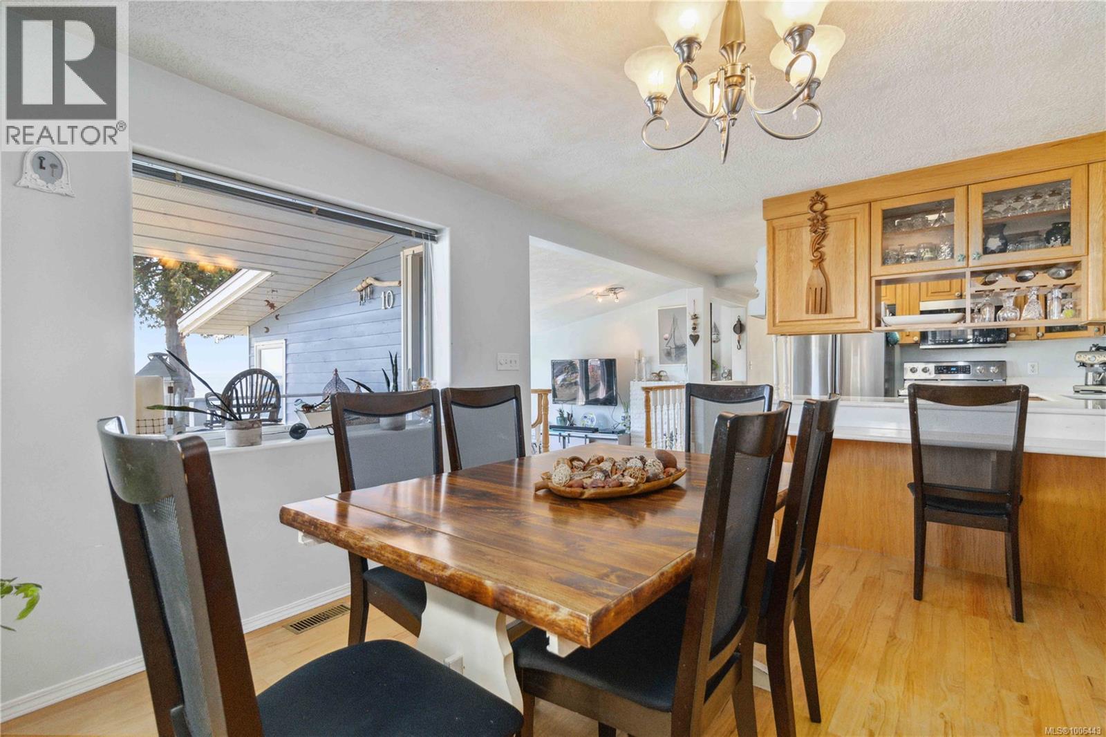 10 8177 West Coast Road, Sooke