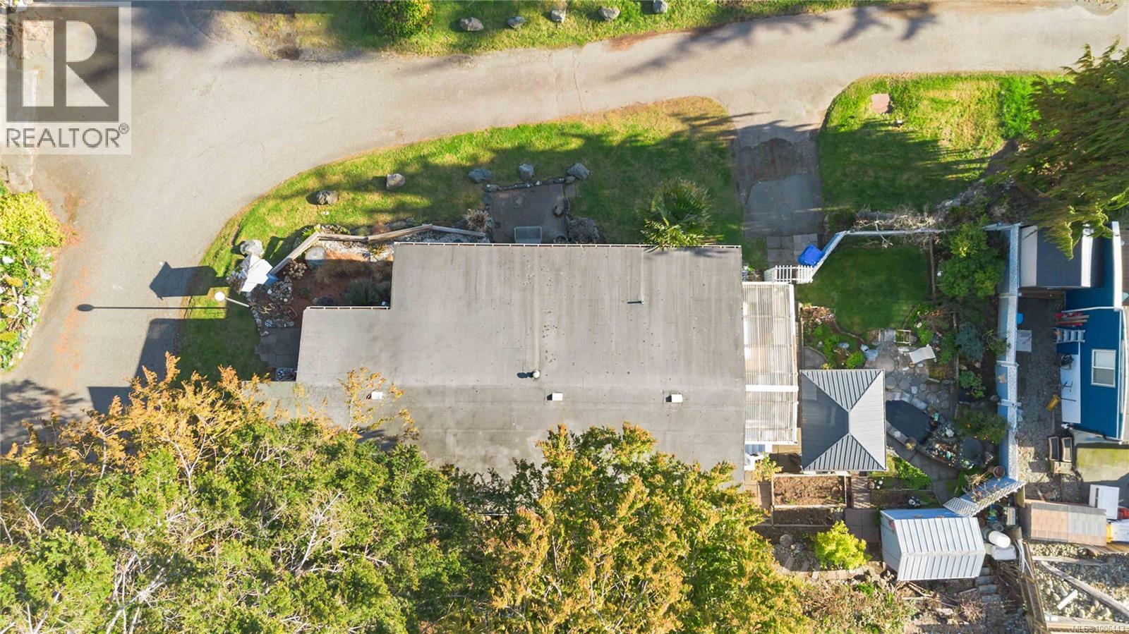 10 8177 West Coast Road, Sooke