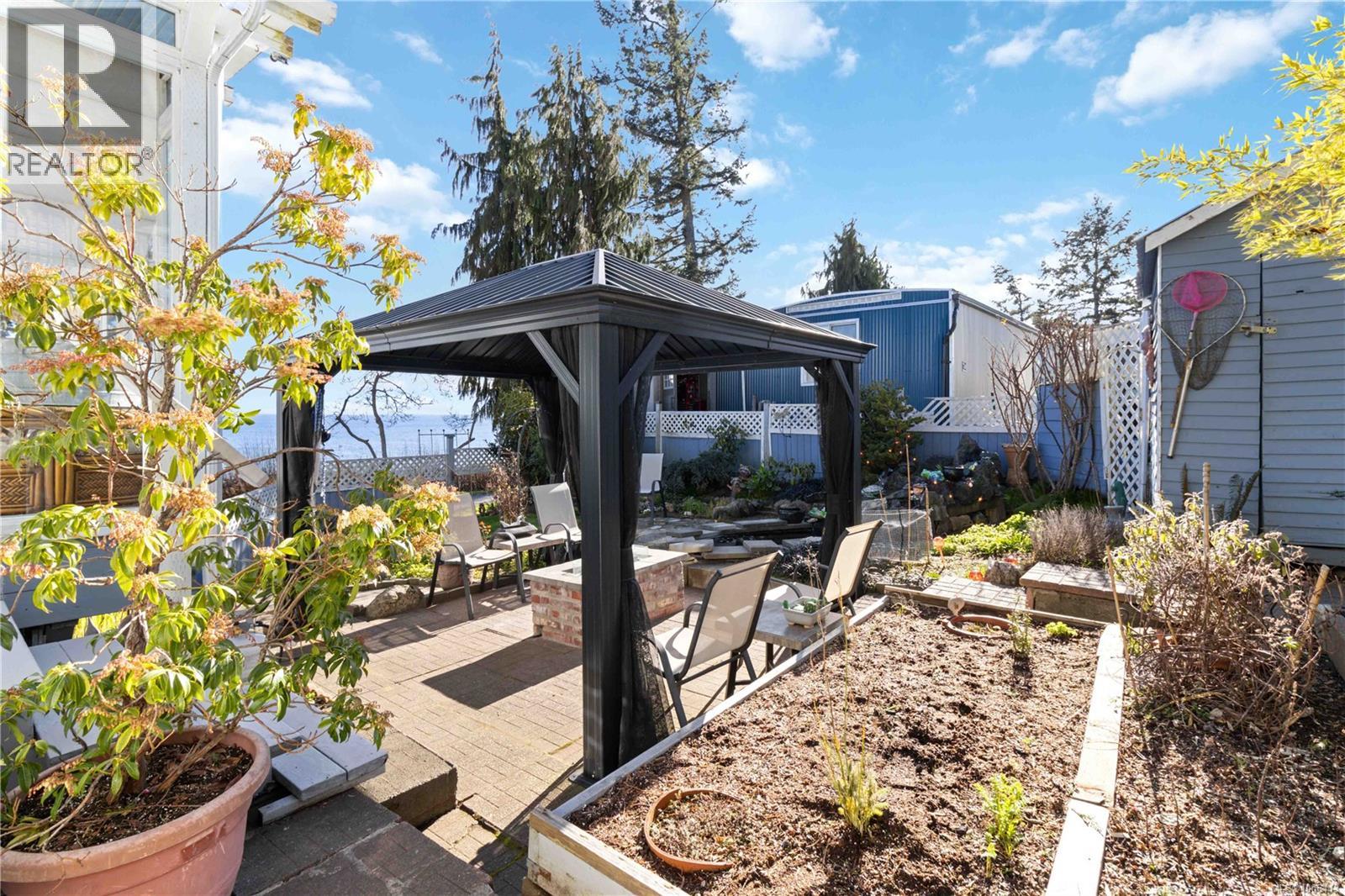 10 8177 West Coast Road, Sooke