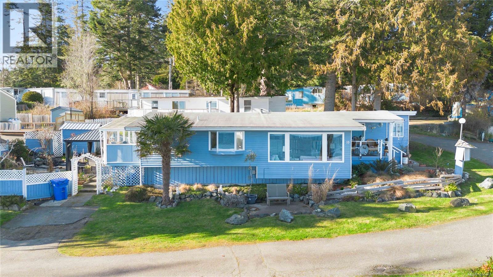 10 8177 West Coast Road, Sooke