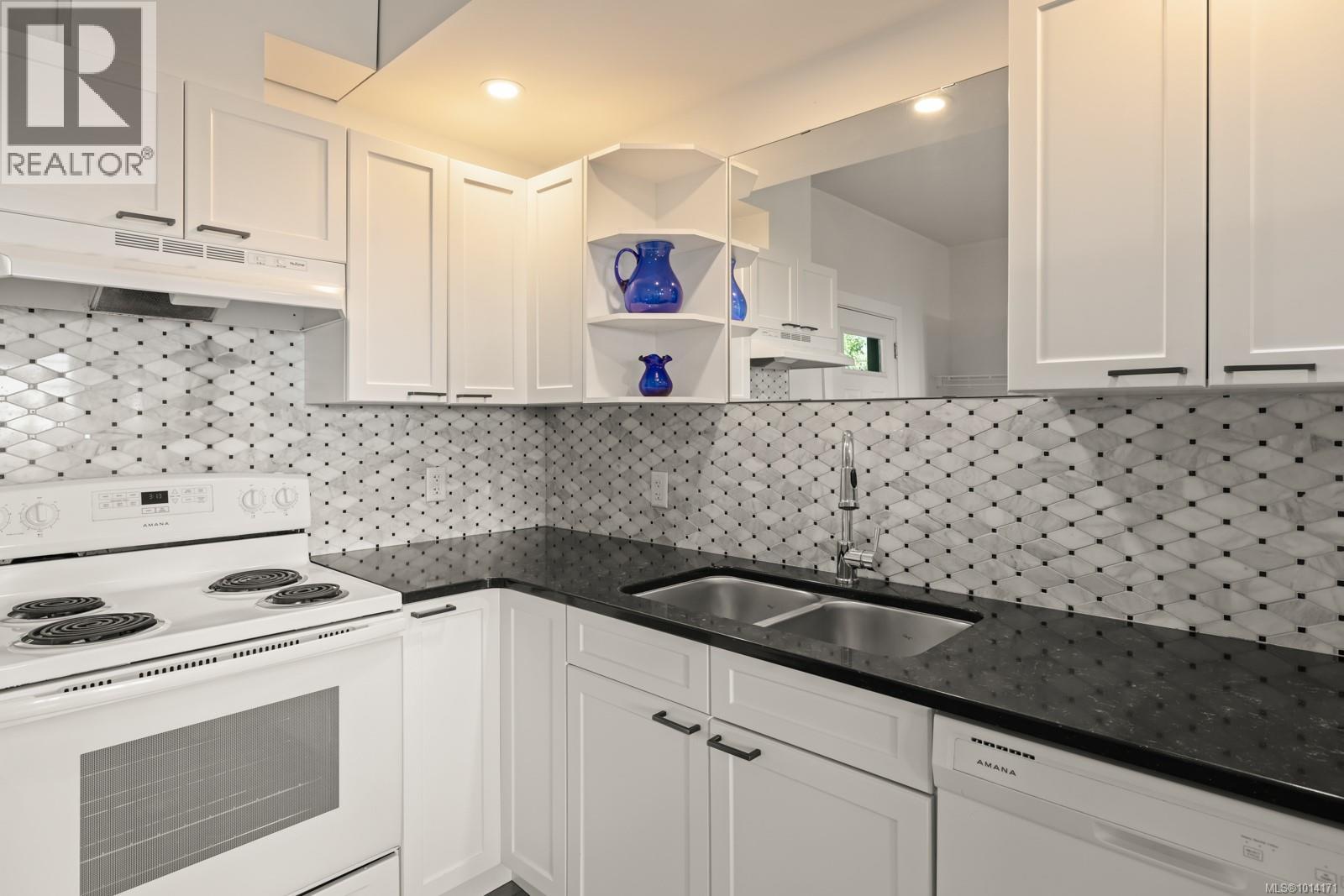  2735 Woodhaven Road, Sooke