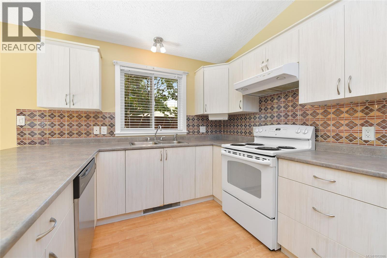 21 2740 Stautw Road, Central Saanich