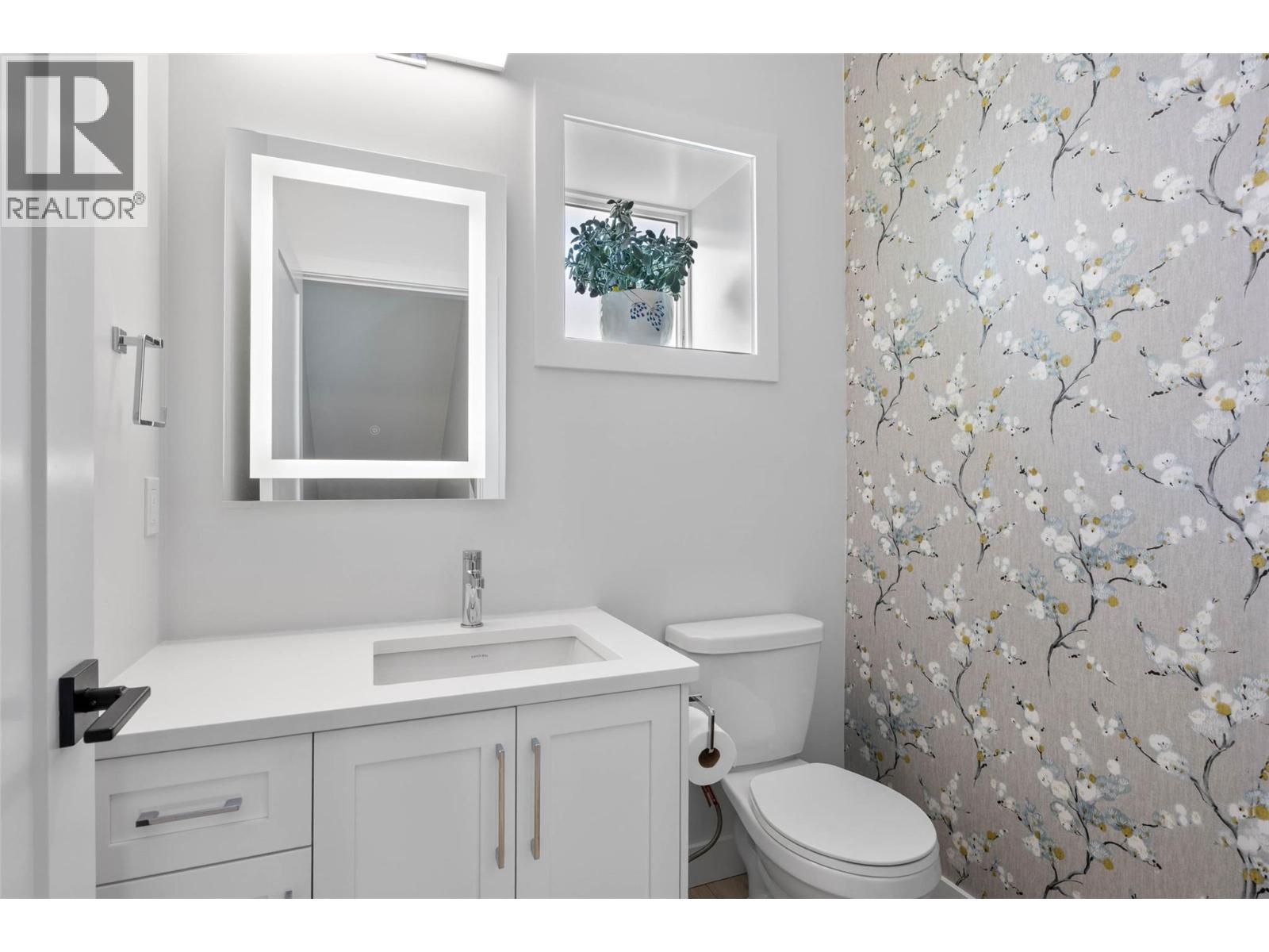 107 RIVER GATE Drive, Kamloops