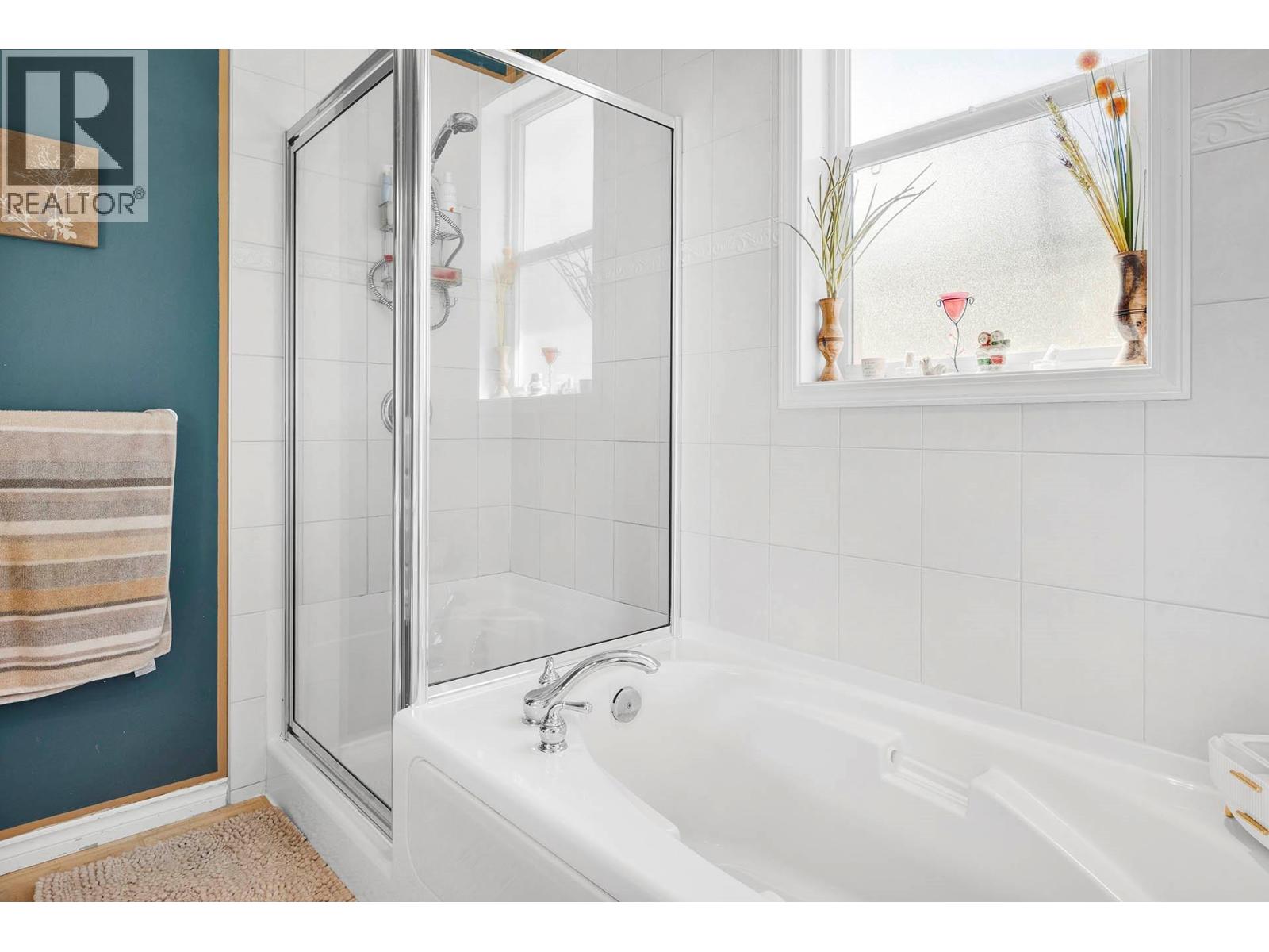 2575 BENTALL Drive, Kamloops