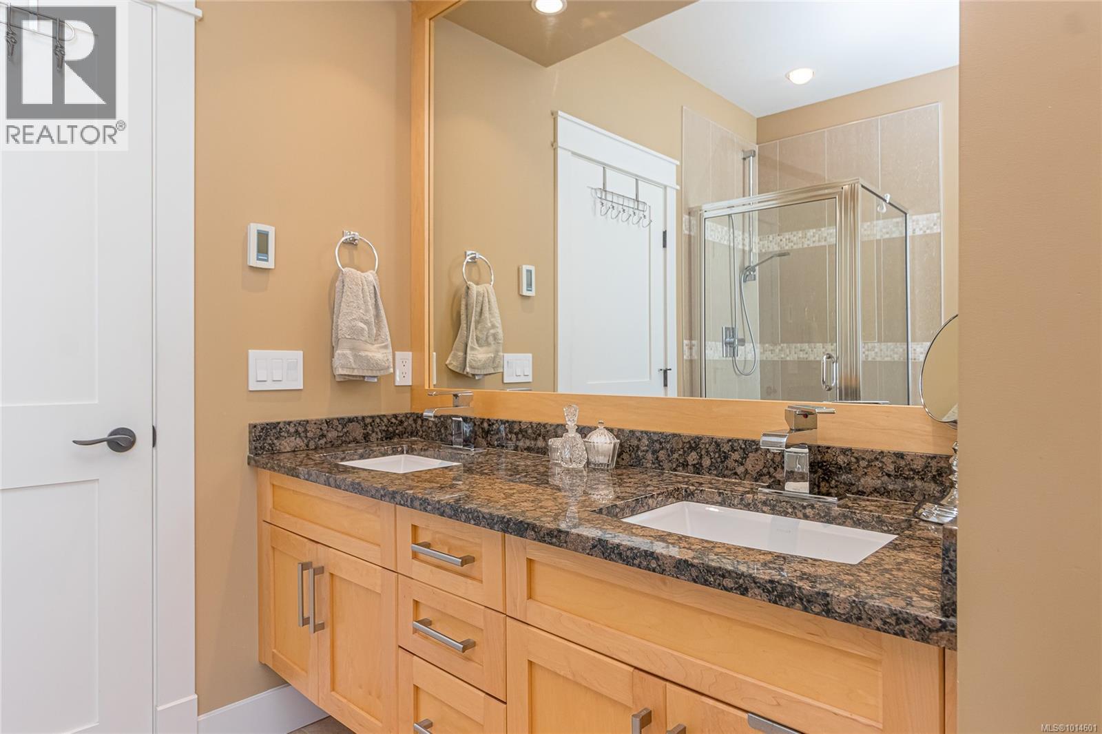 598 Arbutus St, Qualicum Beach