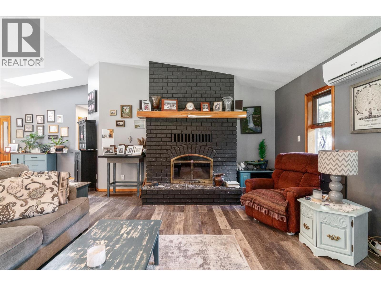  4061 Santa Road, Scotch Creek