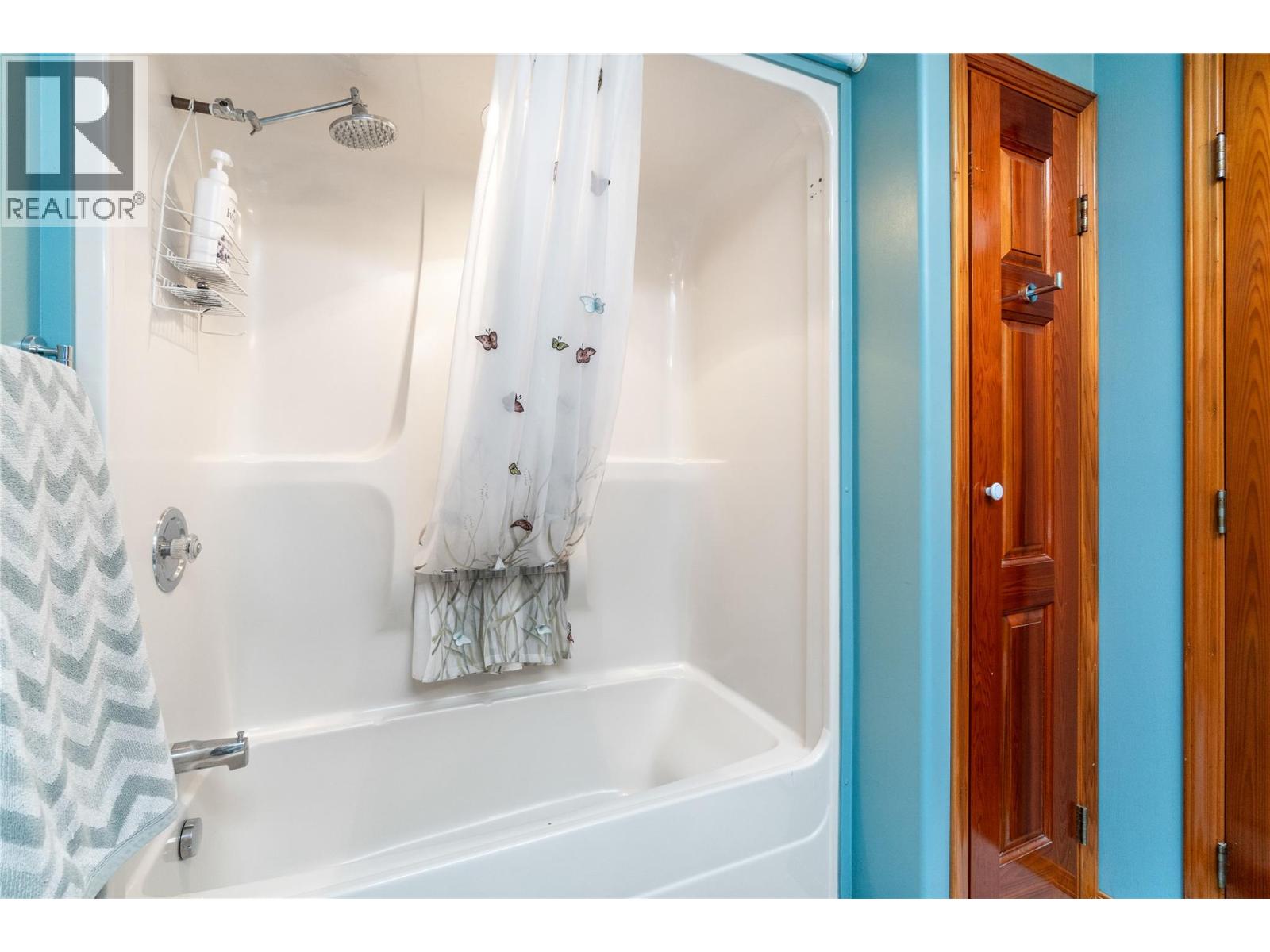  4061 Santa Road, Scotch Creek