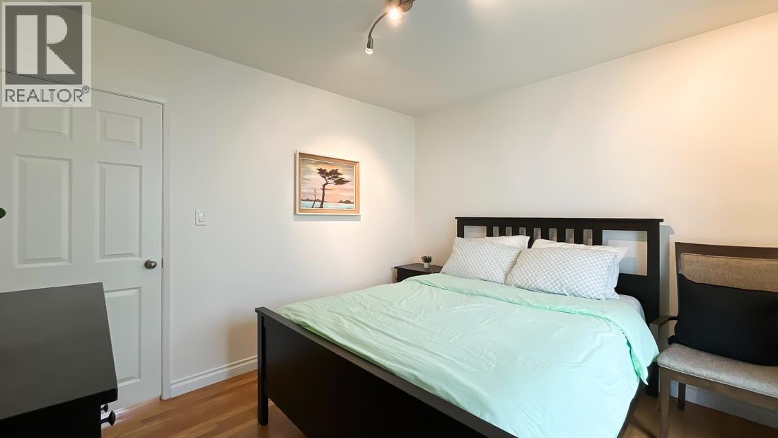 316 W QUEENS ROAD, North Vancouver