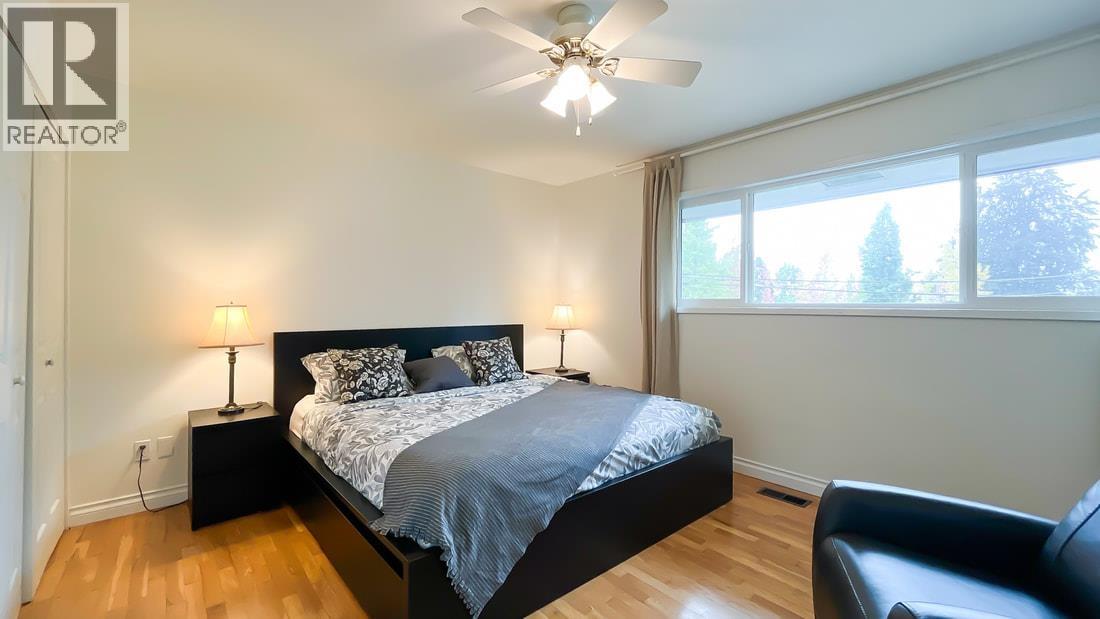 316 W QUEENS ROAD, North Vancouver