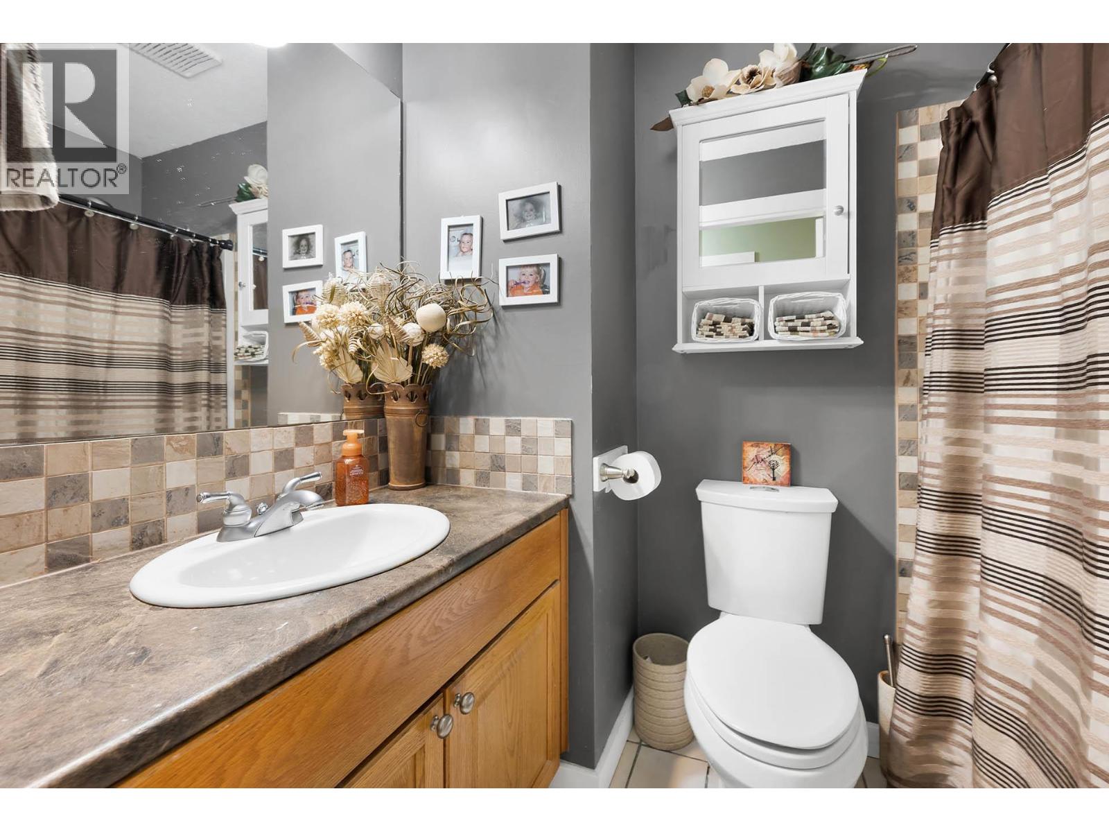 443 REIGHMOUNT DRIVE - 26