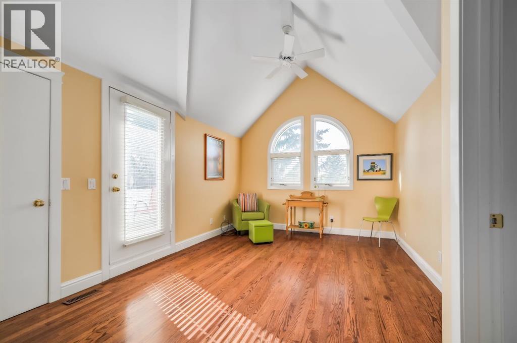 Single Family House for Sale in    Street SW Parkhill Calgary 