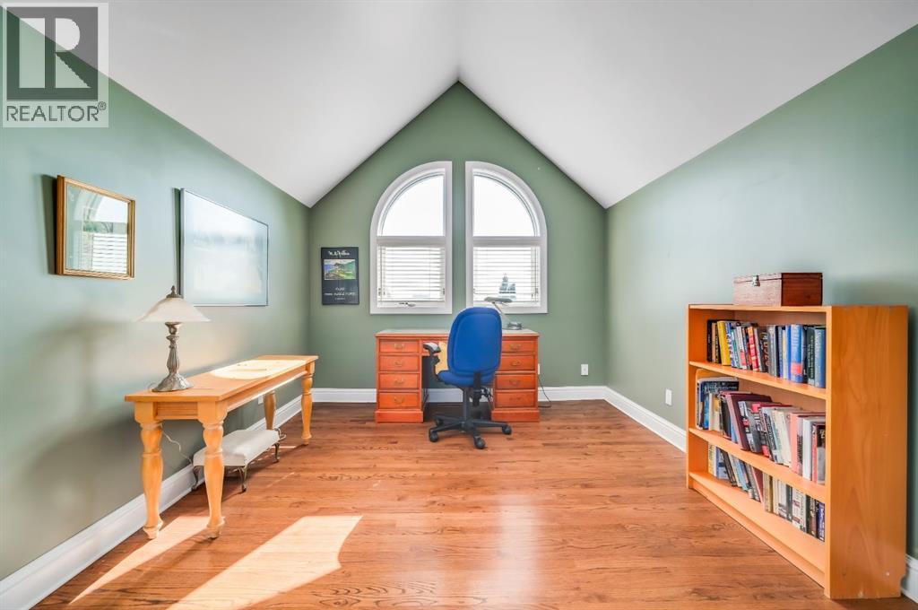 Single Family House for Sale in    Street SW Parkhill Calgary 