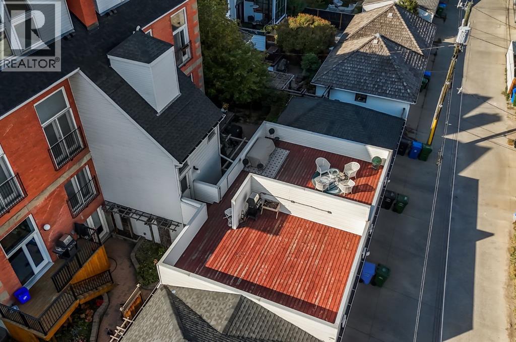 Single Family House for Sale in    Street SW Parkhill Calgary 