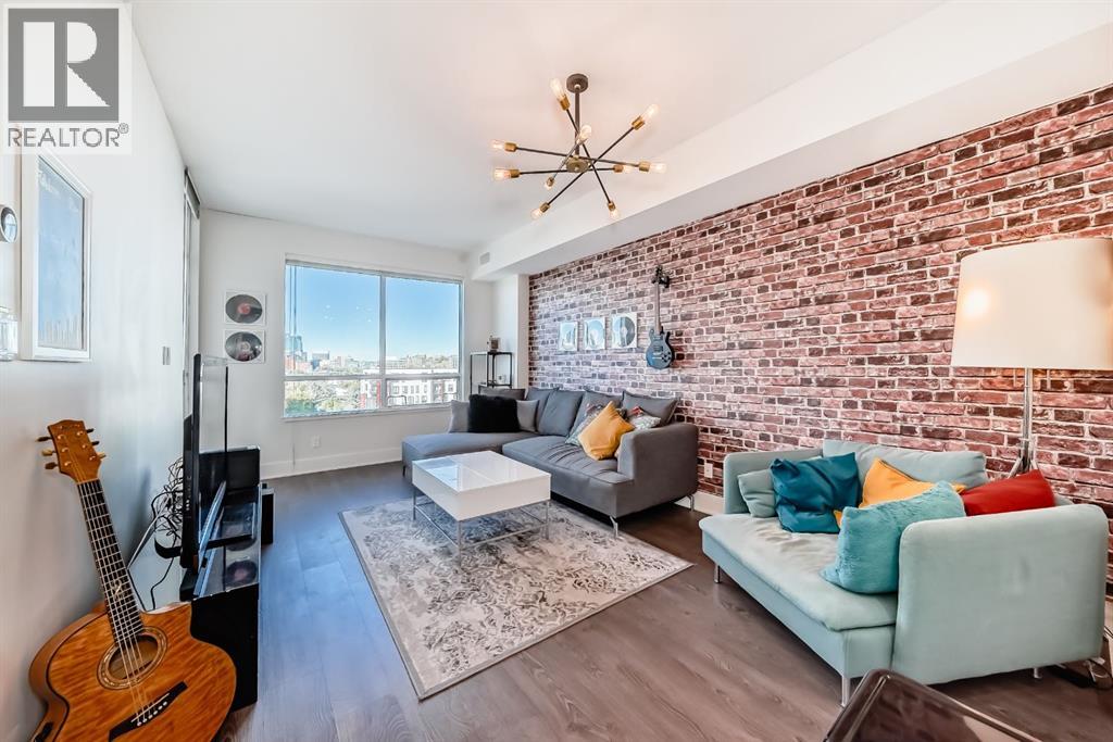 Single Family House for Sale in    Street NE Bridgeland/Riverside Calgary 