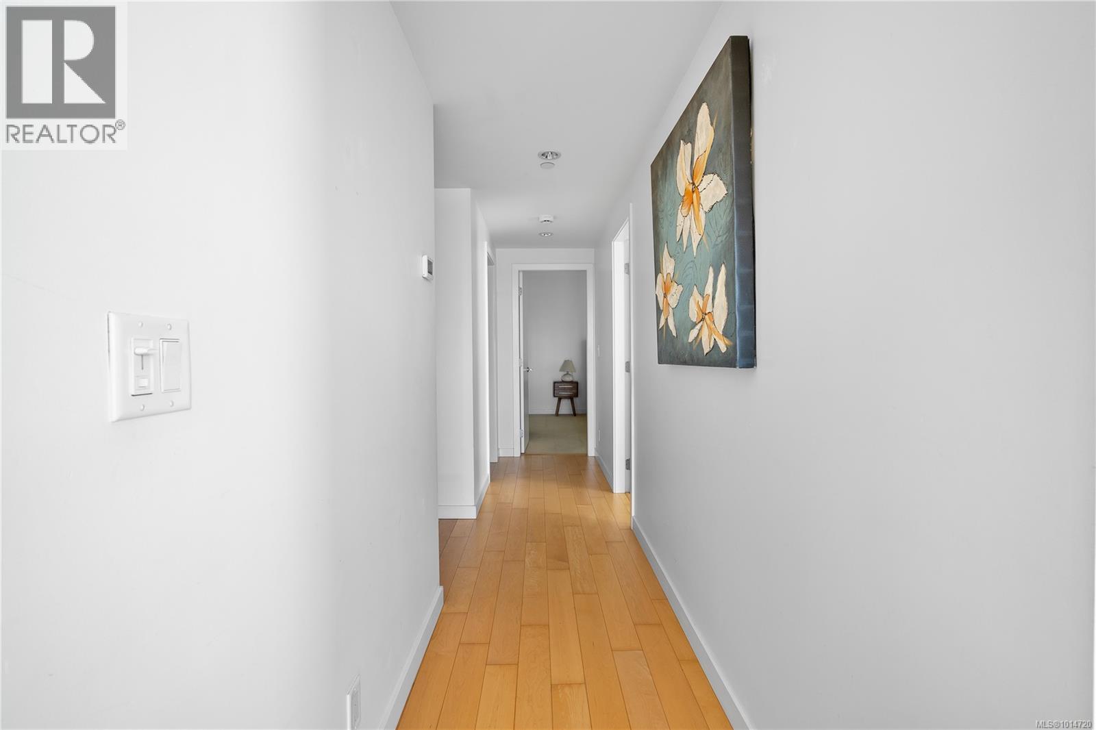 501 608 Broughton Street, Victoria