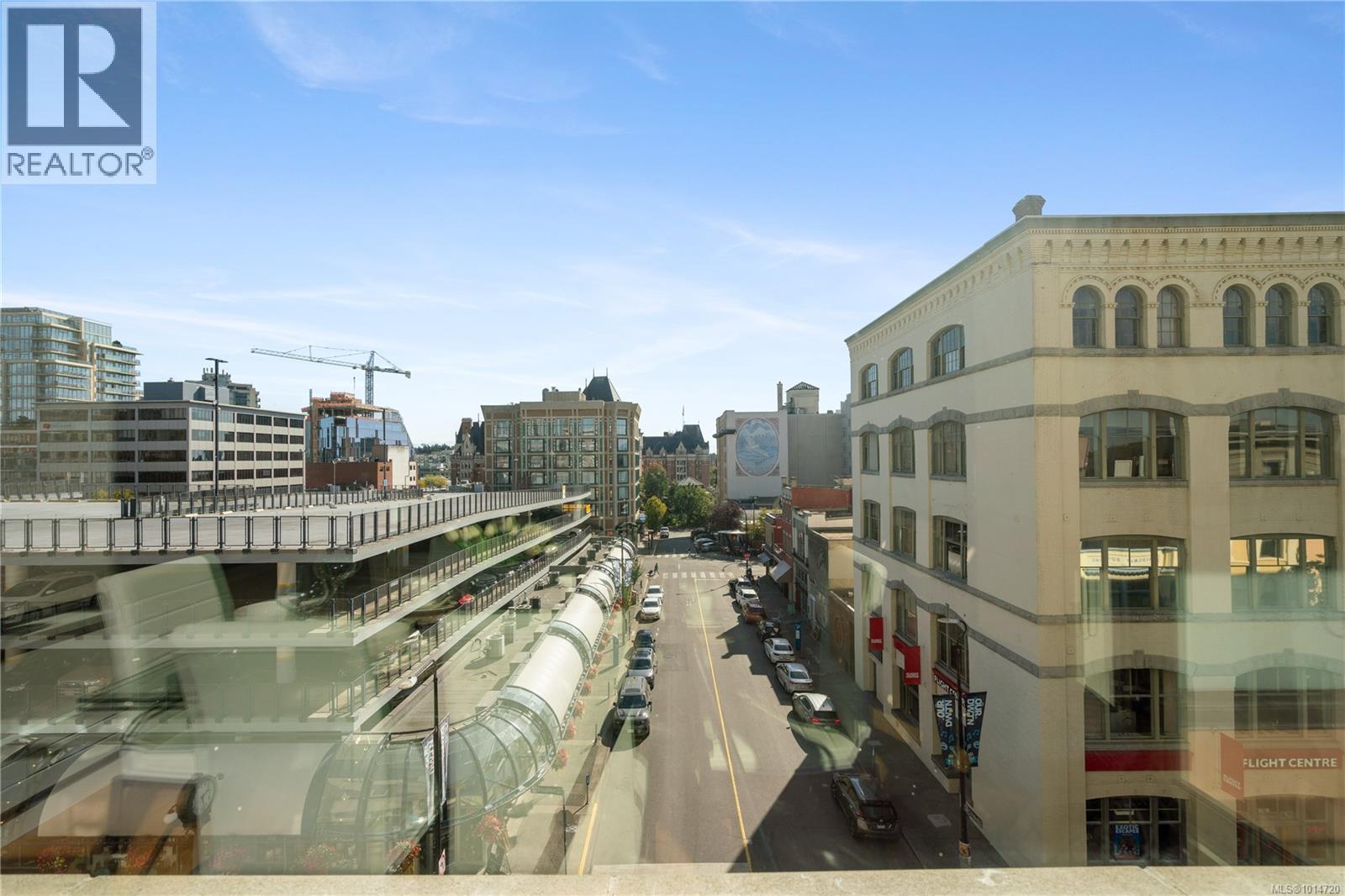 501 608 Broughton Street, Victoria