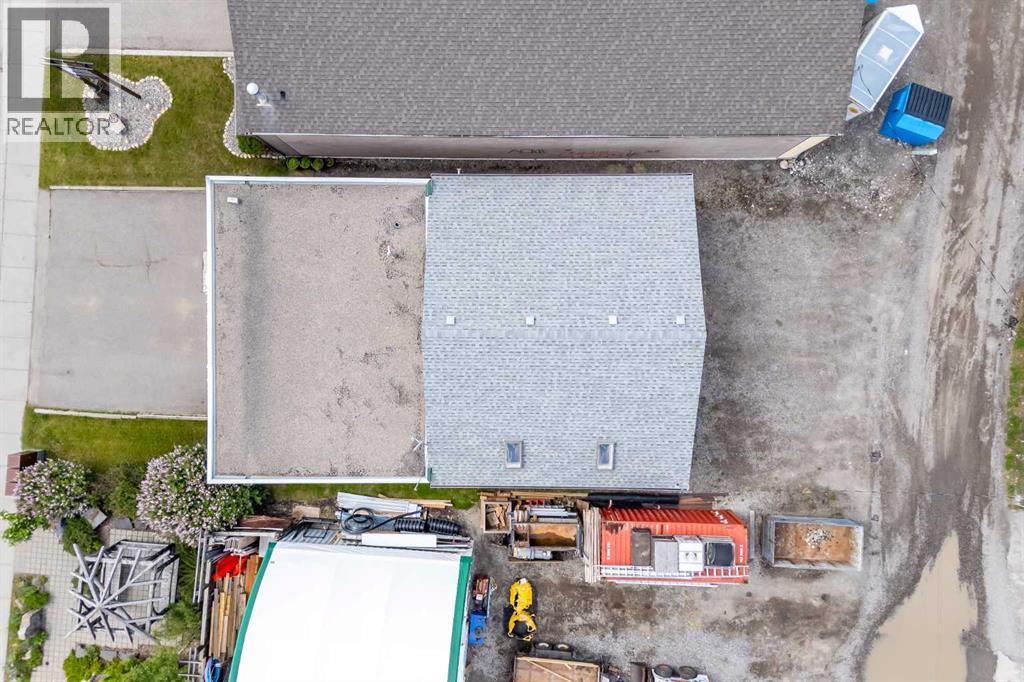133 River Avenue, Cochrane