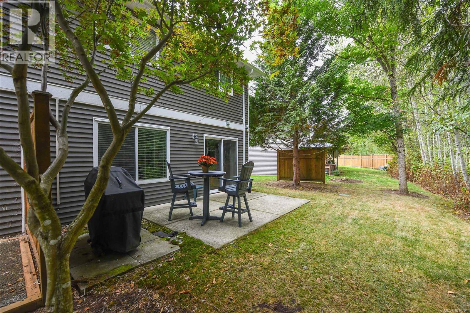 31 3400 Coniston Cres, Cumberland