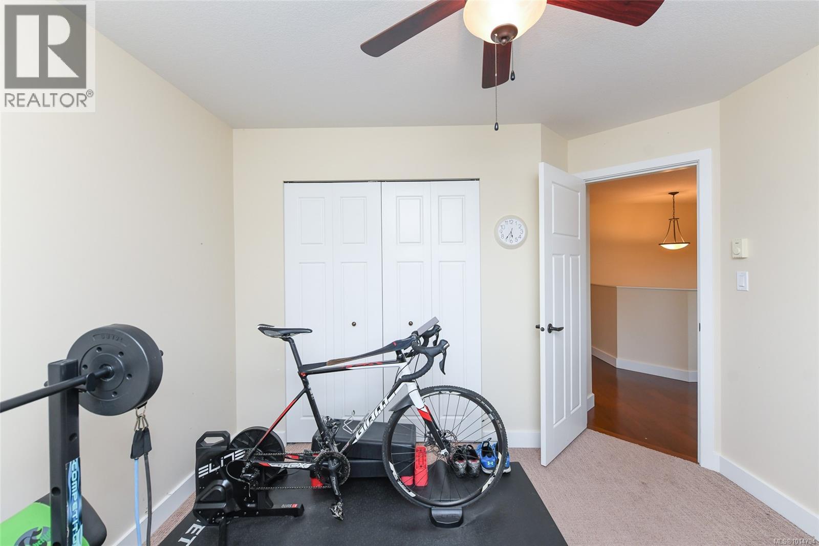 31 3400 Coniston Cres, Cumberland