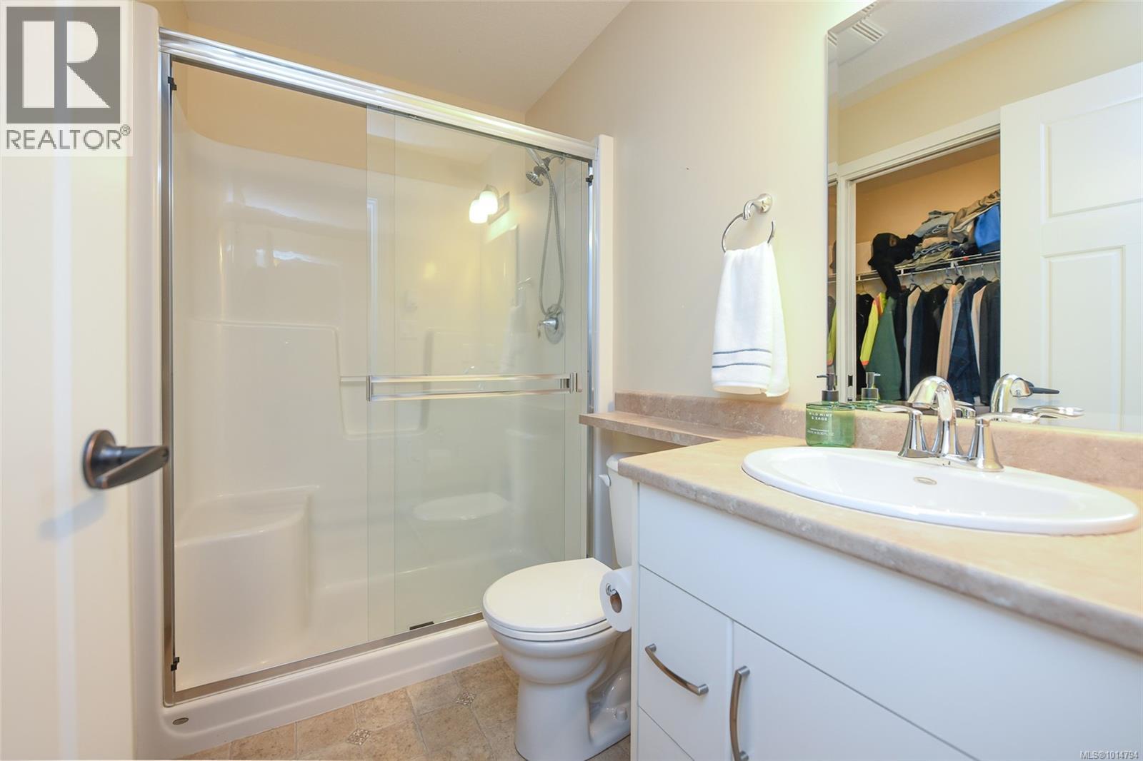 31 3400 Coniston Cres, Cumberland