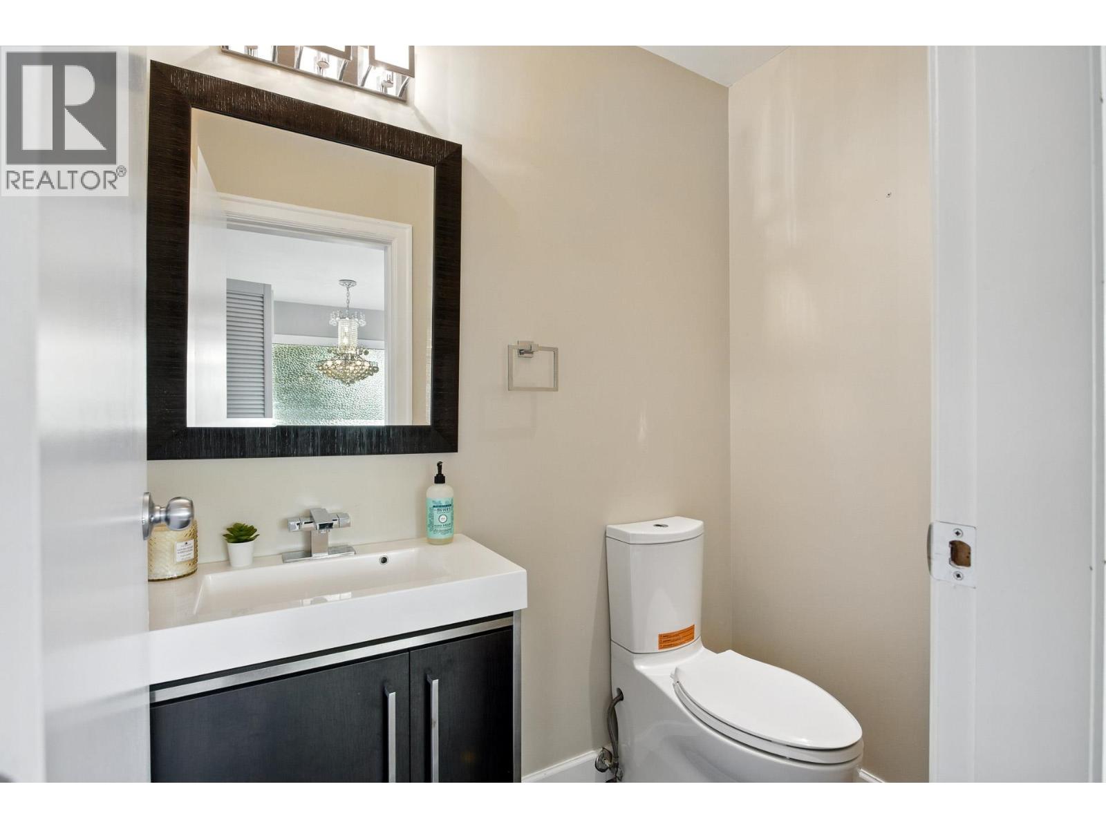 4938 REDONDA DRIVE, North Vancouver