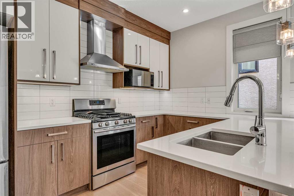 Single Family House for Sale in    Street SW Killarney/Glengarry Calgary 
