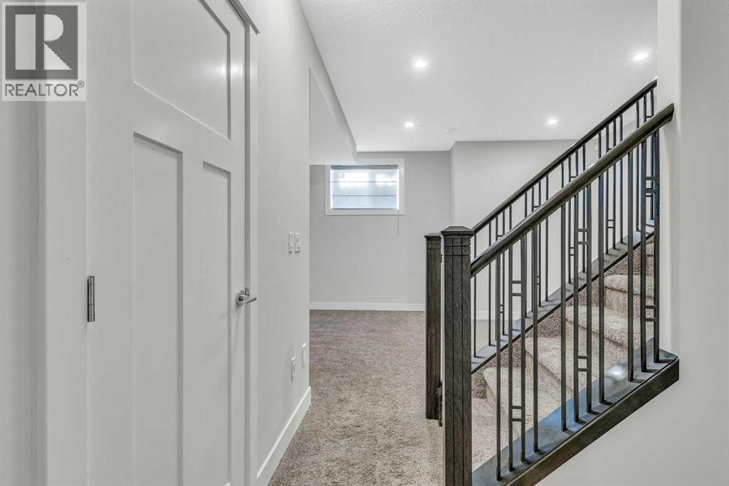 Single Family House for Sale in    Street SW Killarney/Glengarry Calgary 