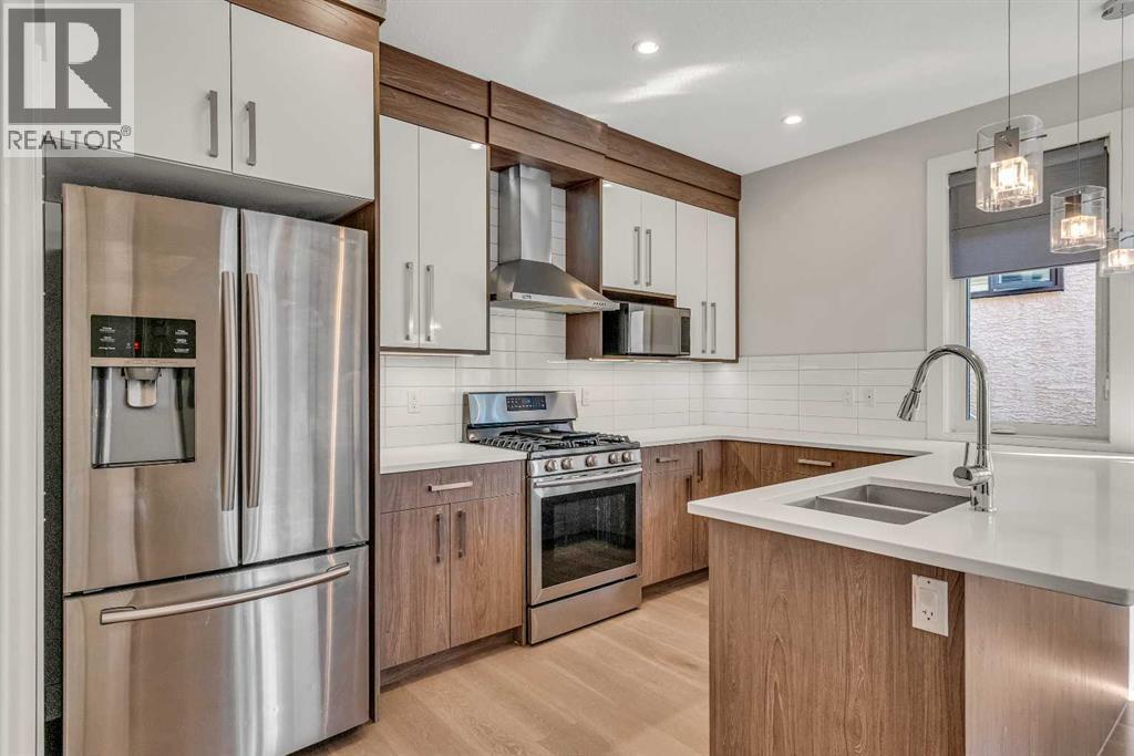 Single Family House for Sale in    Street SW Killarney/Glengarry Calgary 