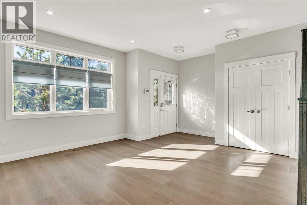 Single Family House for Sale in    Street SW Killarney/Glengarry Calgary 
