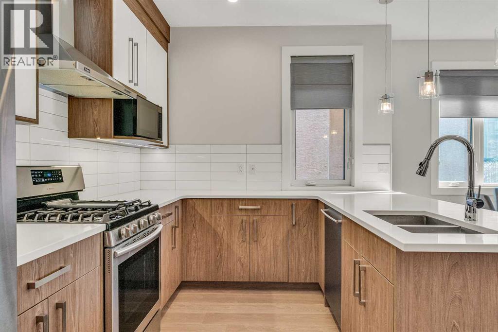 Single Family House for Sale in    Street SW Killarney/Glengarry Calgary 
