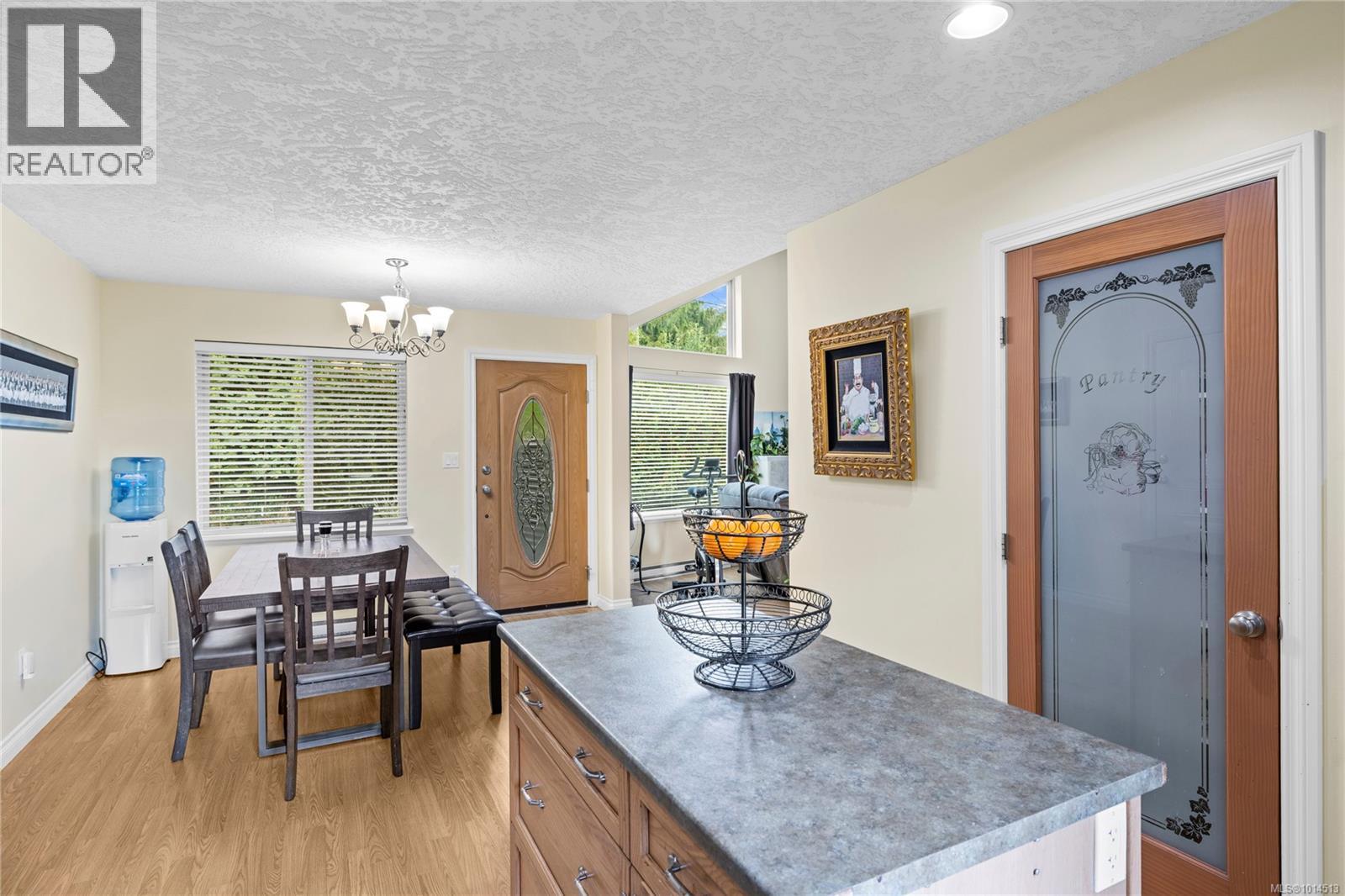 1738 Martini Way, Qualicum Beach