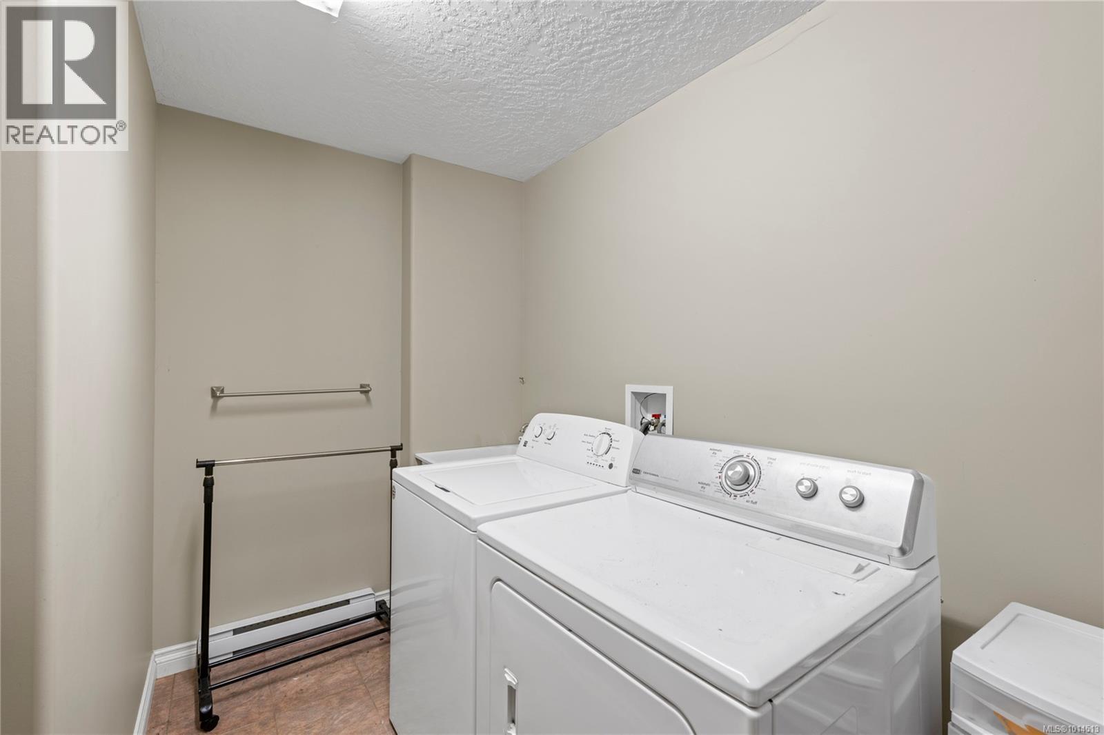 1738 Martini Way, Qualicum Beach
