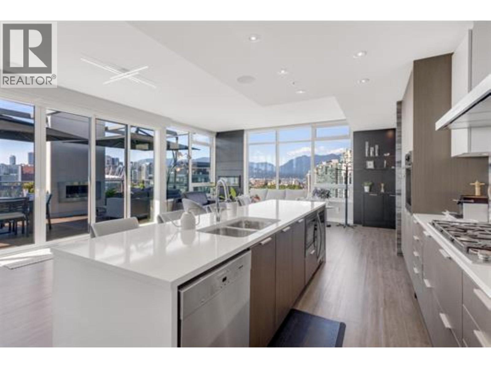 2101 110 SWITCHMEN STREET, Vancouver