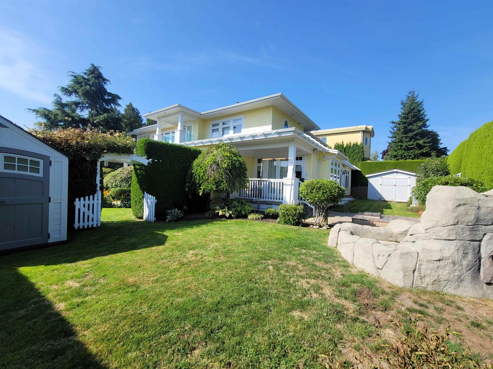 1121 CYPRESS STREET, White Rock
