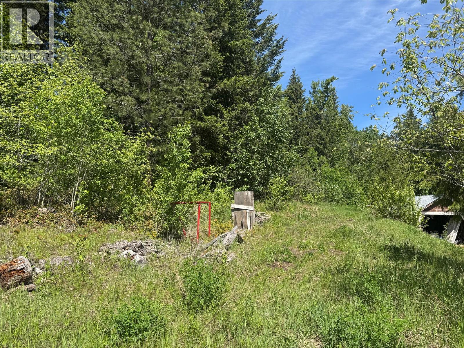  4981 5 Avenue Southwest, Salmon Arm