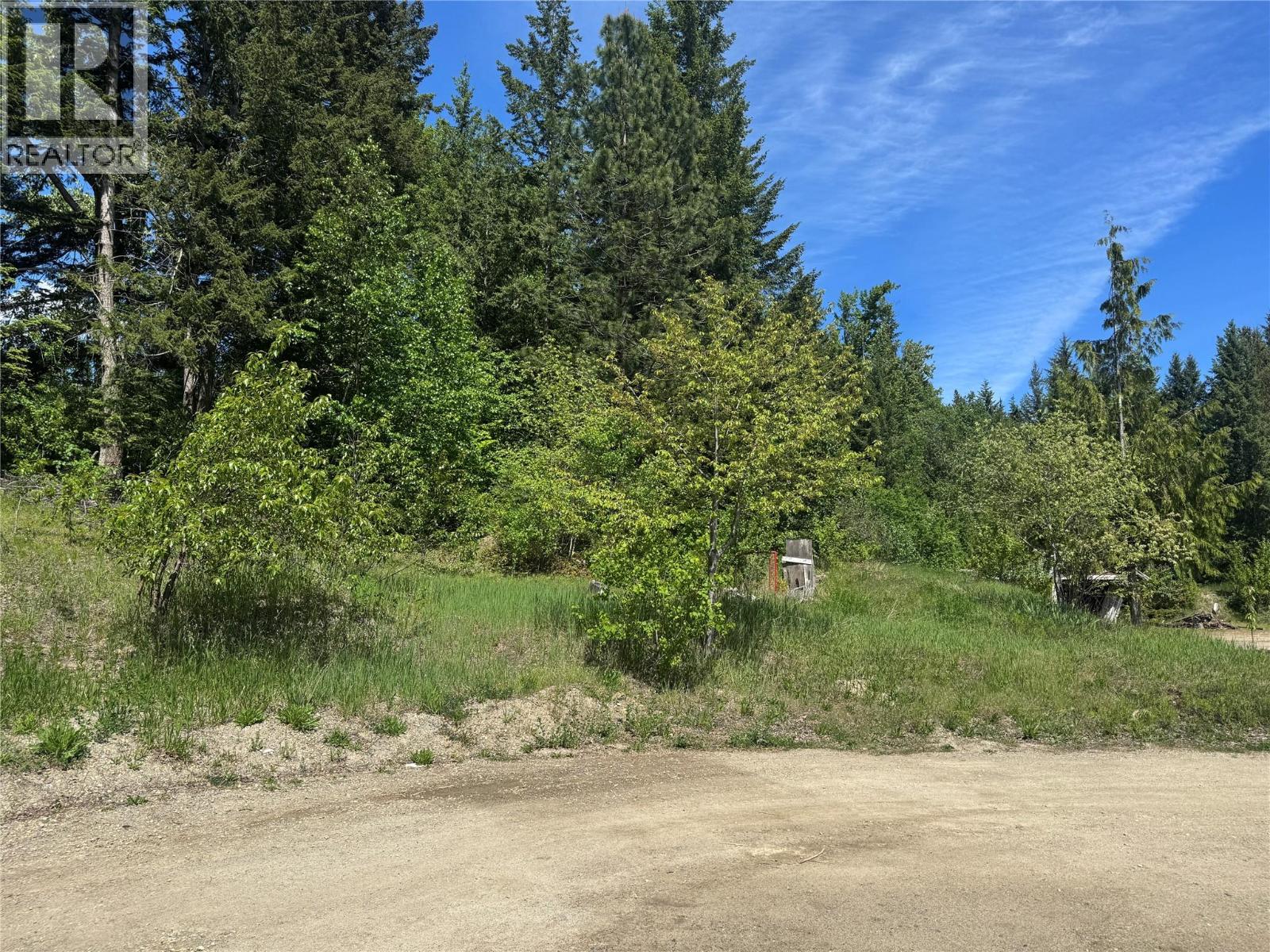  4981 5 Avenue Southwest, Salmon Arm